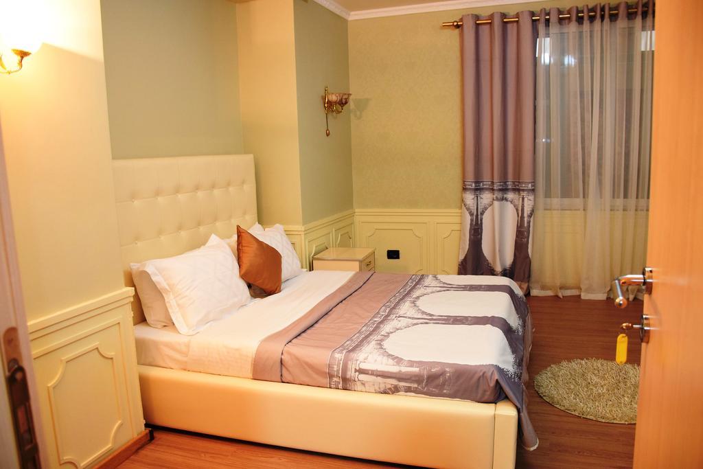 Hotel Eagle Tirana Exterior foto